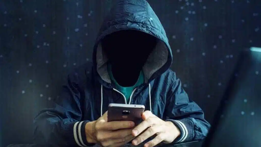 Lee más sobre el artículo ¡Cuidado con el espionaje! Cómo eliminar un software espía de tu celular con Android