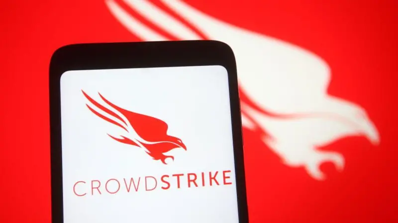 Lee más sobre el artículo Qué hace CrowdStrike: la plataforma de ciberseguridad para Microsoft que ha provocado una caída a nivel mundial