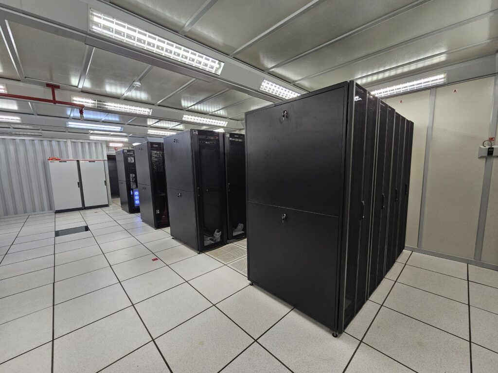 El interior de la sala cofre del Data Center provincial. Foto: CIID Sociedad del Estado.